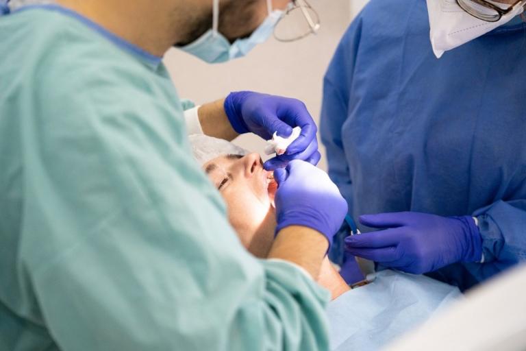 emergency dentist in tarpon springs fl